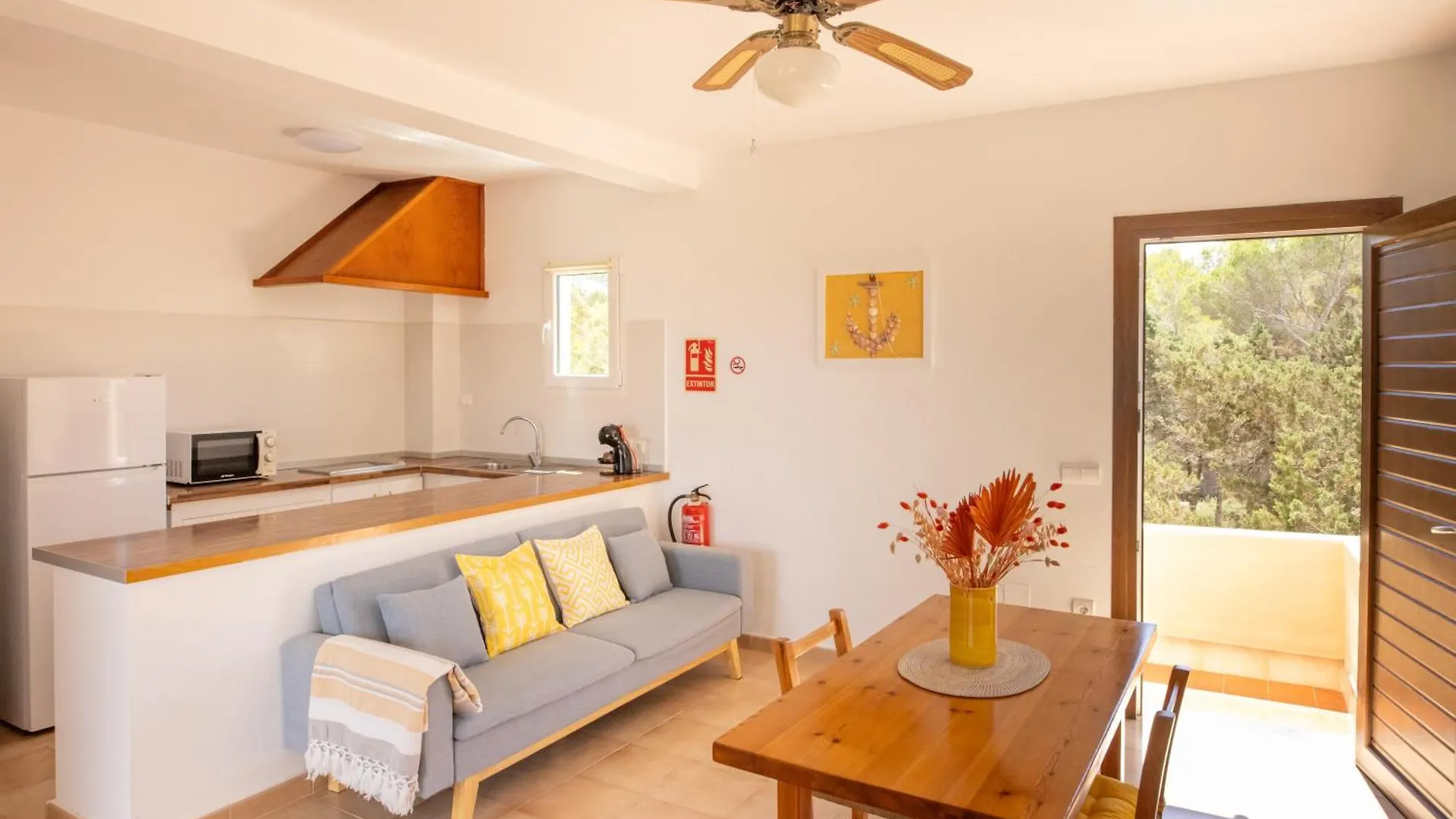 Apartamentos Verde Mar Es Pujols 0*,  Spain